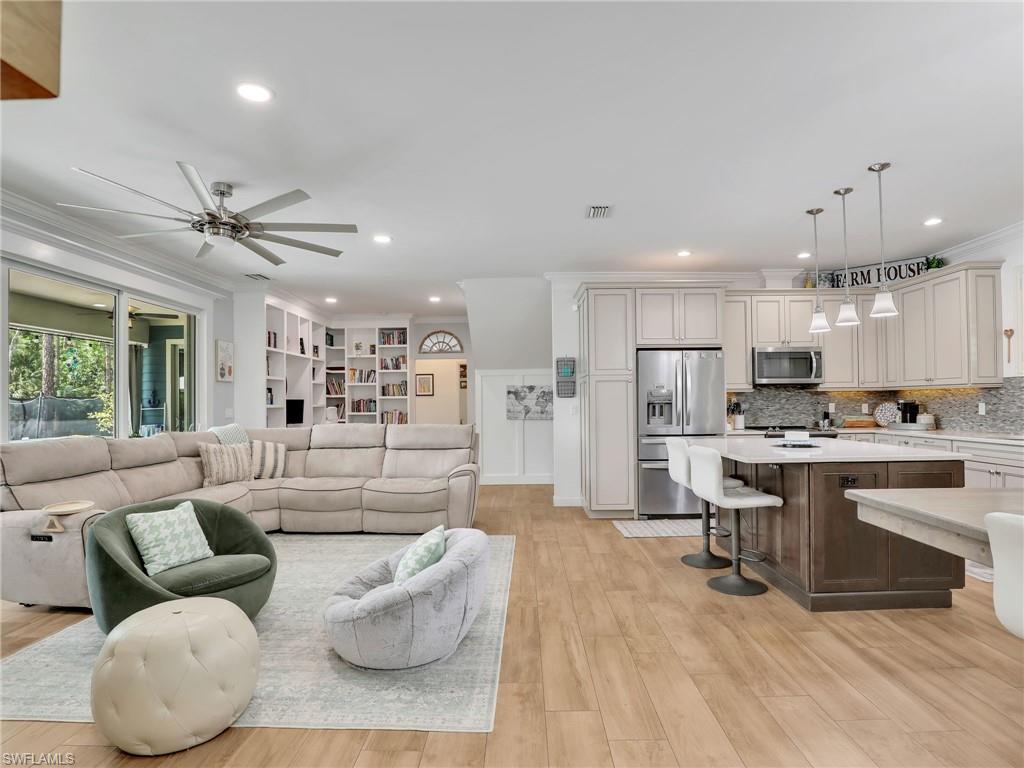 SAN CARLOS ESTATES - Residential