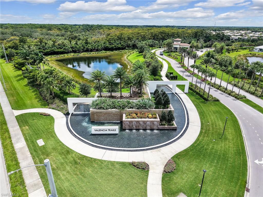 VALENCIA TRAILS - Residential