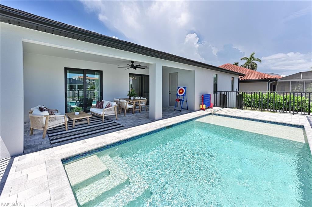 LITTLE HICKORY SHORES - Residential