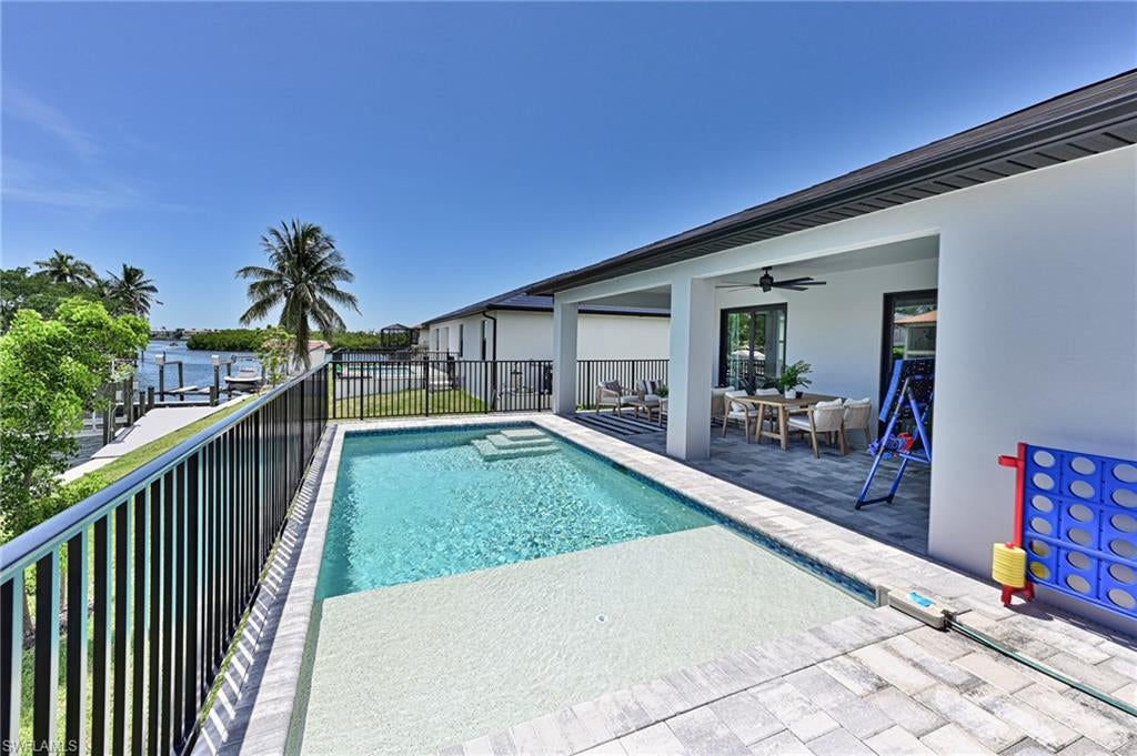 LITTLE HICKORY SHORES - Residential