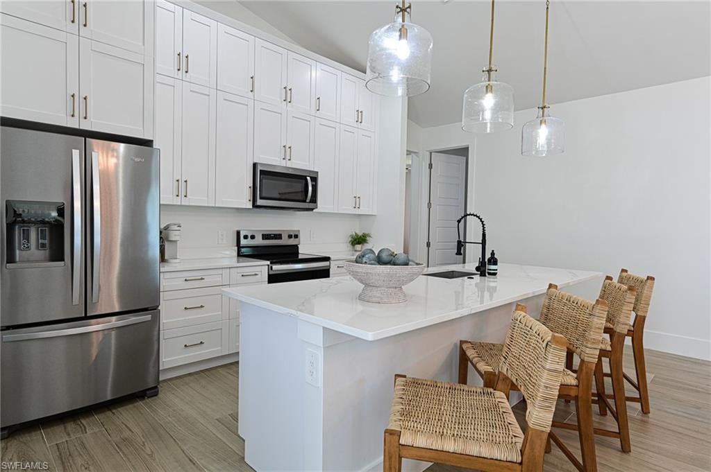 LITTLE HICKORY SHORES - Residential
