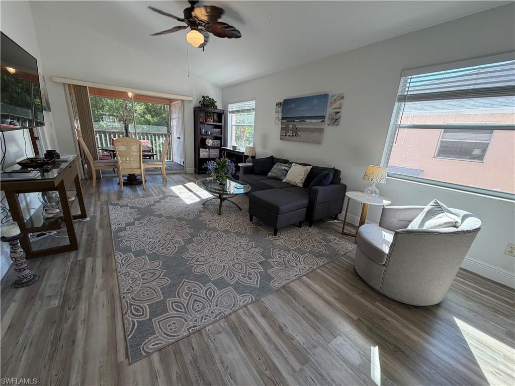 MANOR - Residential Lease
