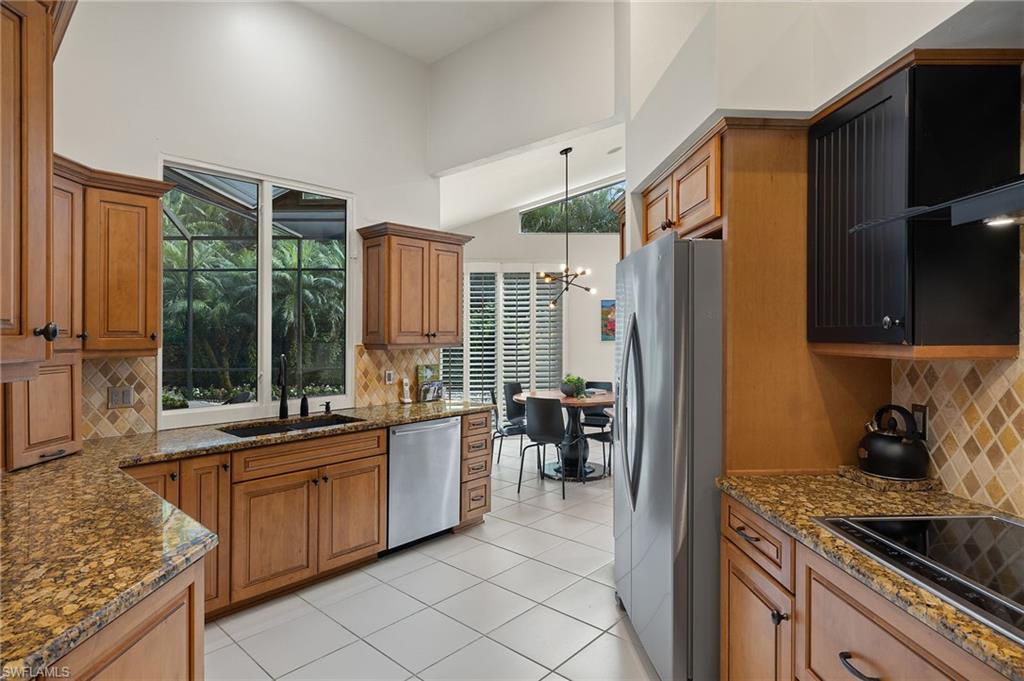 OAKMONT - Residential