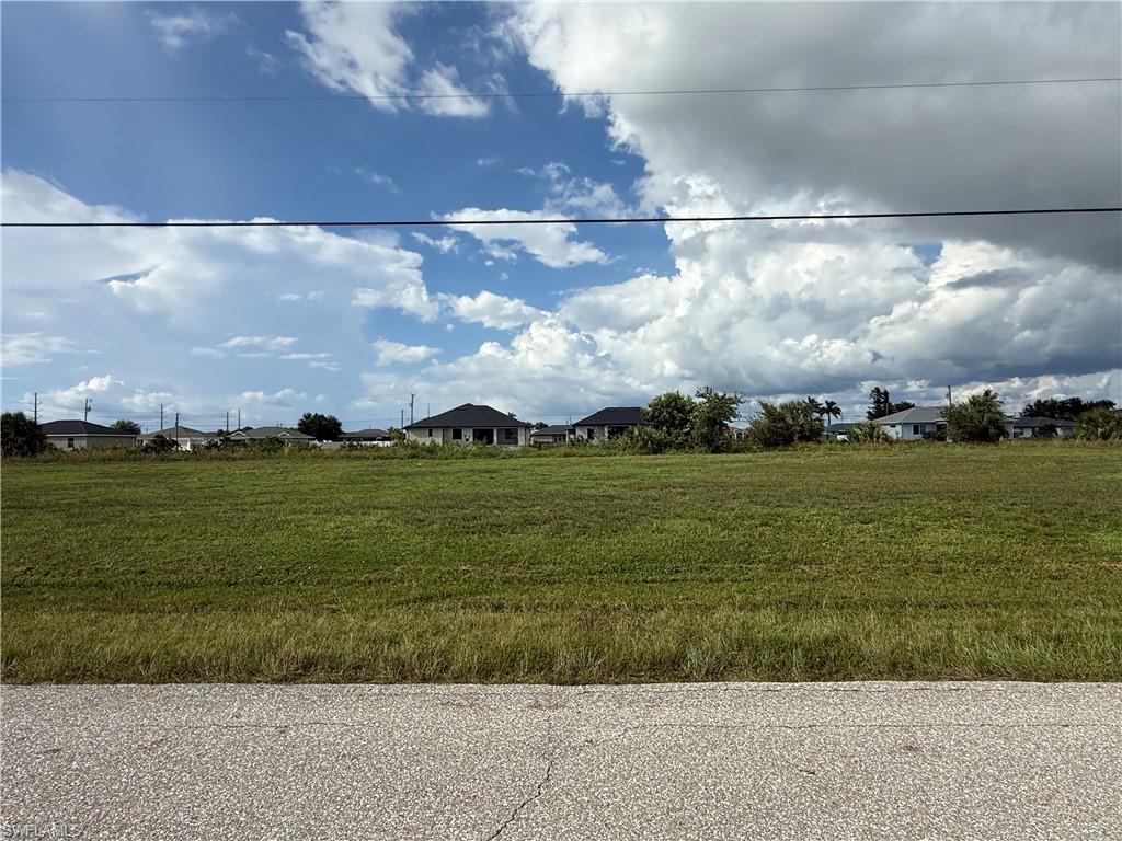 CAPE CORAL - Land