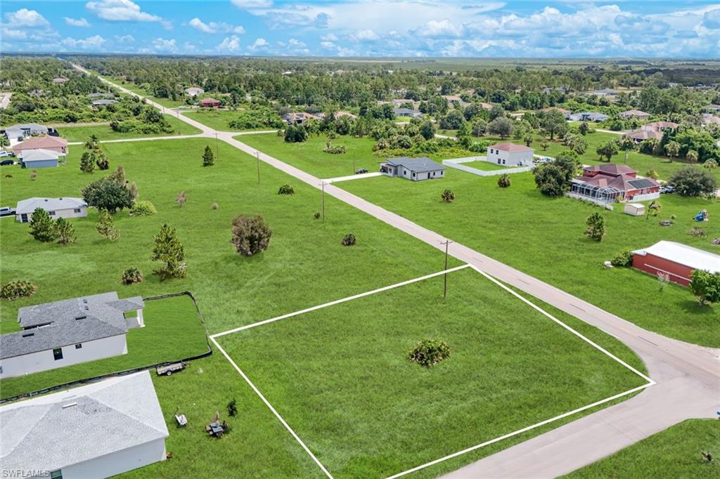 LEHIGH ACRES - Land