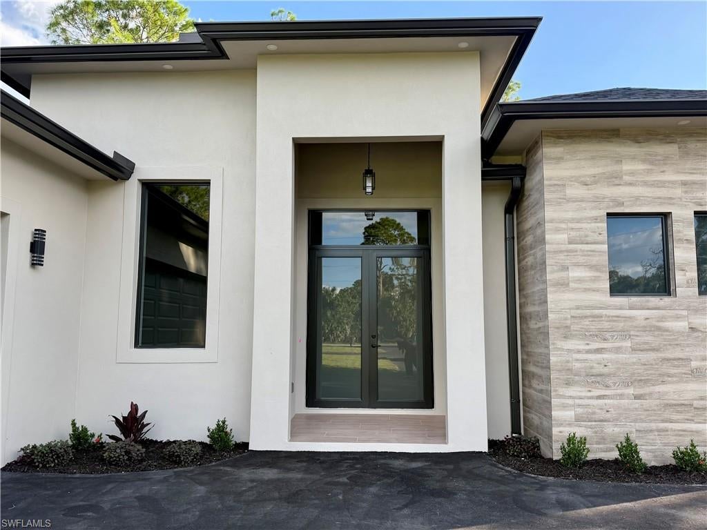 GOLDEN GATE ESTATES - Residential