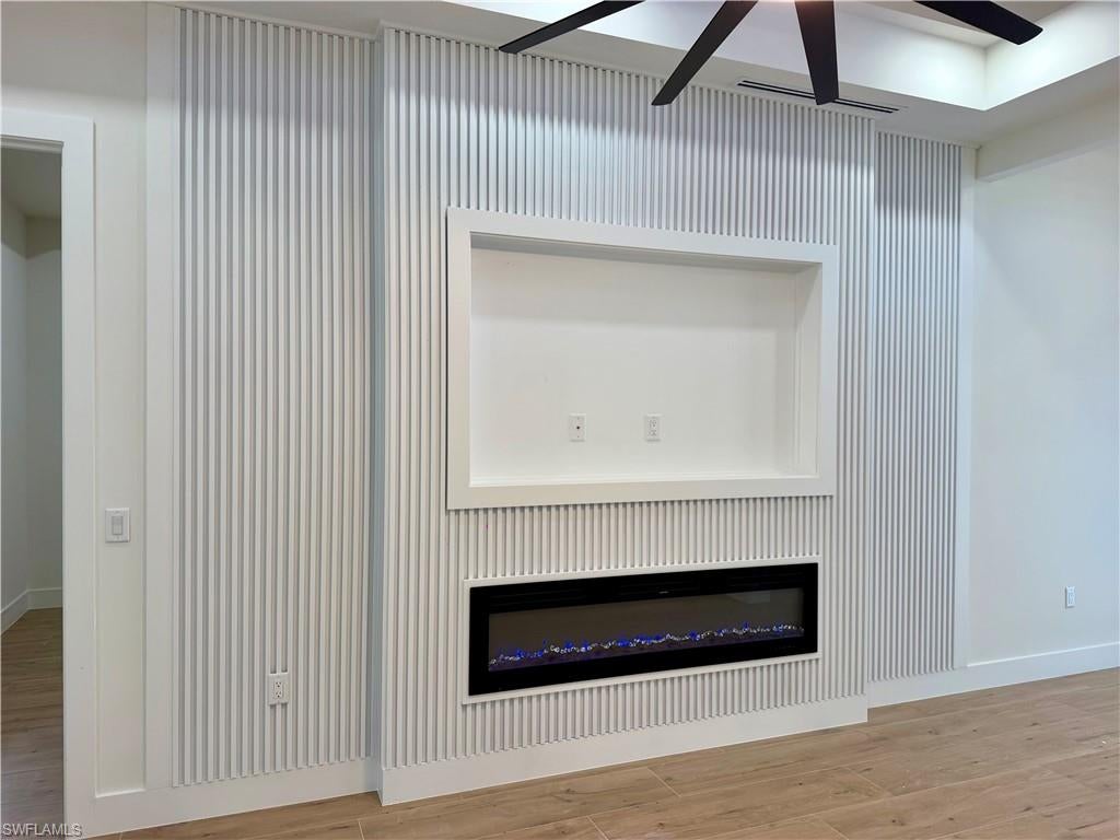 GOLDEN GATE ESTATES - Residential