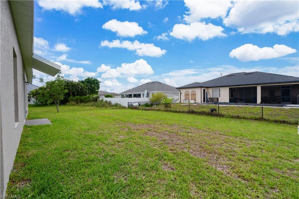 CAPE CORAL - Residential