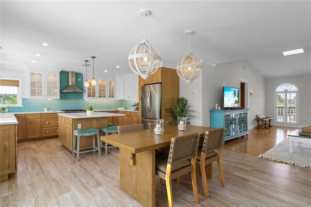 LITTLE LAKE MUREX - Residential