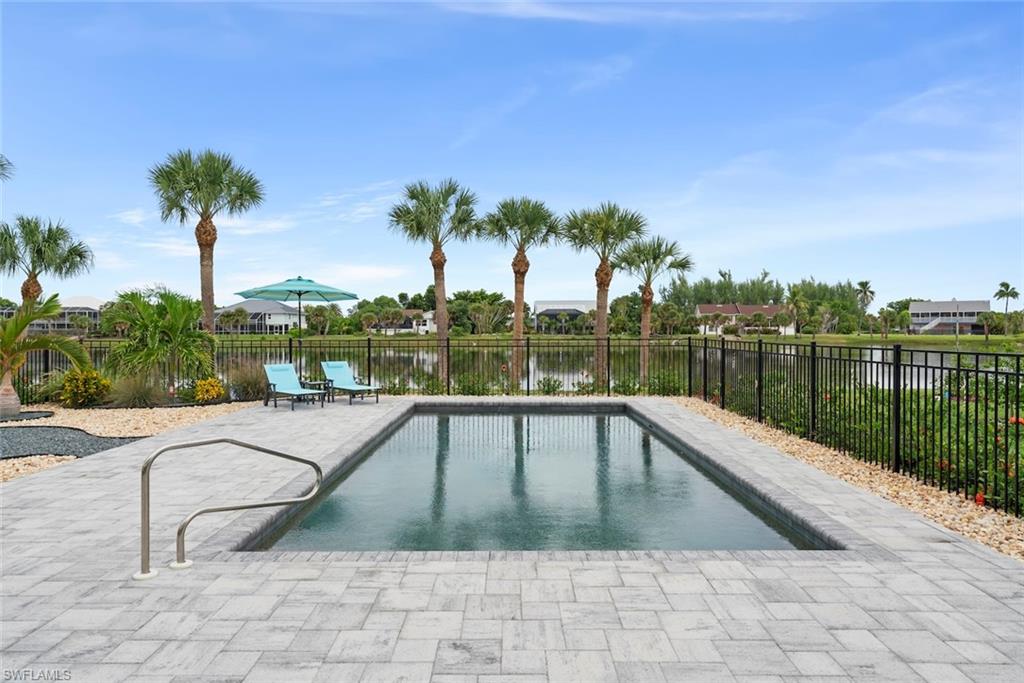 LITTLE LAKE MUREX - Residential