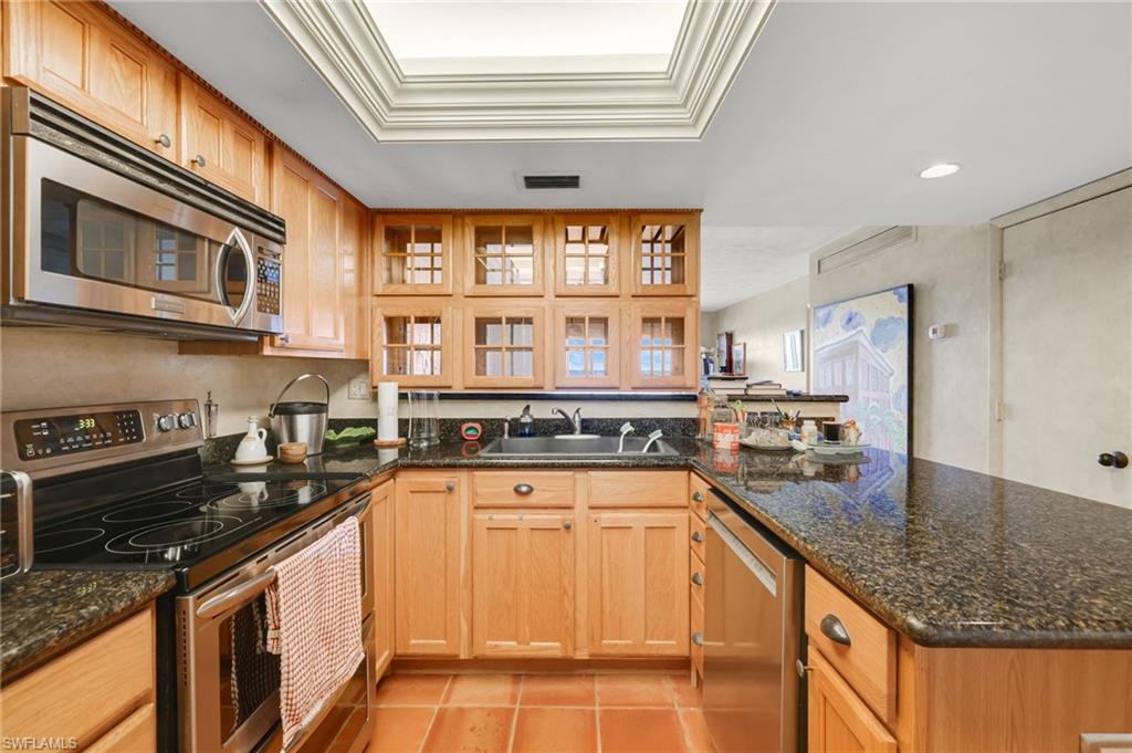 NORTH SHORE PLACE - Residential