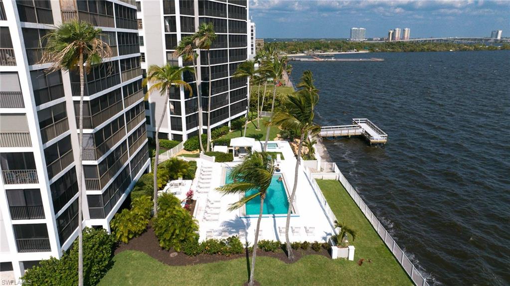 NORTH SHORE PLACE - Residential