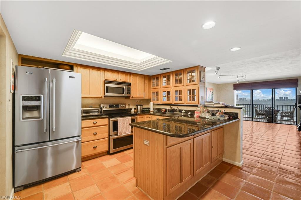 NORTH SHORE PLACE - Residential