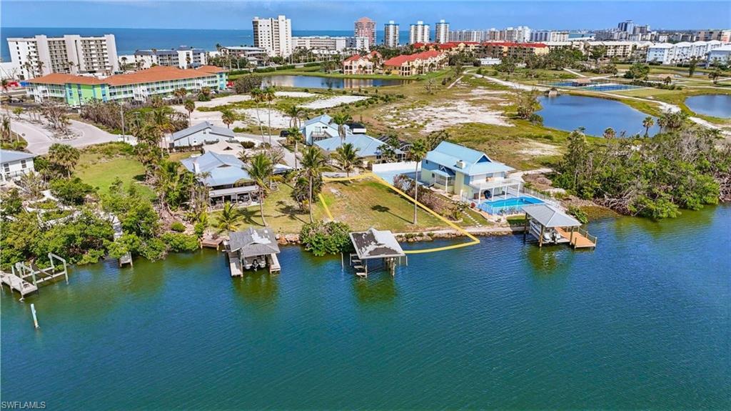 LAGUNA SHORES - Land
