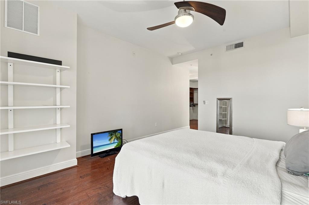 THE RESIDENCES AT COCONUT POINT - Residential