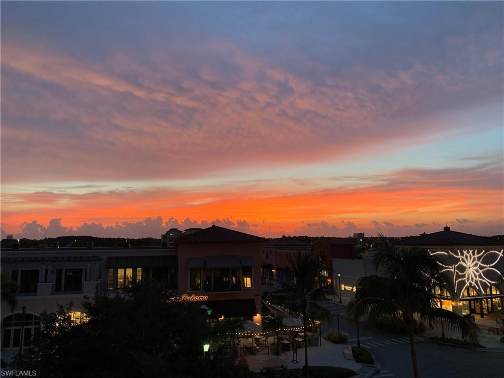 THE RESIDENCES AT COCONUT POINT - Residential