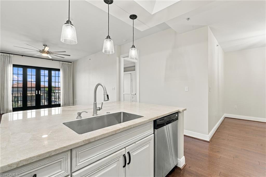 THE RESIDENCES AT COCONUT POINT - Residential