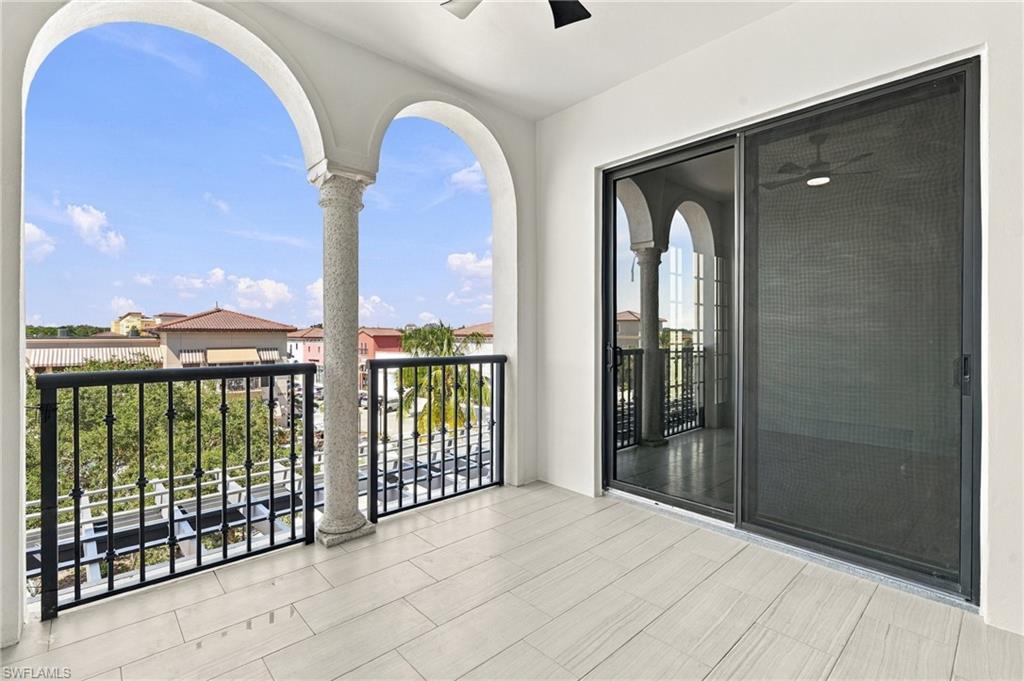 THE RESIDENCES AT COCONUT POINT - Residential