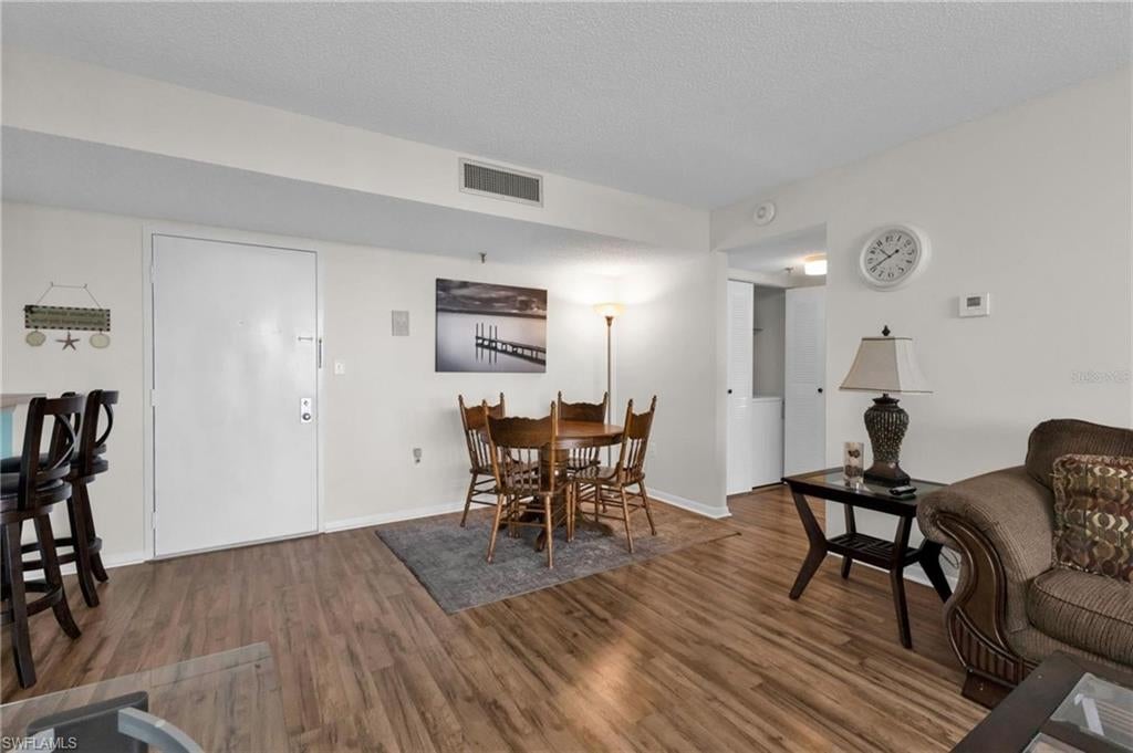 PORT CHARLOTTE - Residential