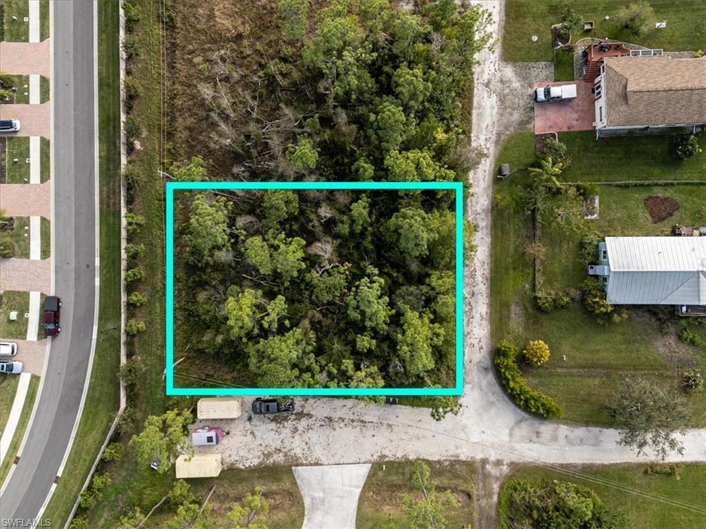 NORTH FORT MYERS - Land
