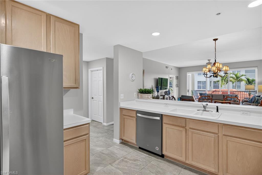 COMPASS POINT SOUTH - Residential