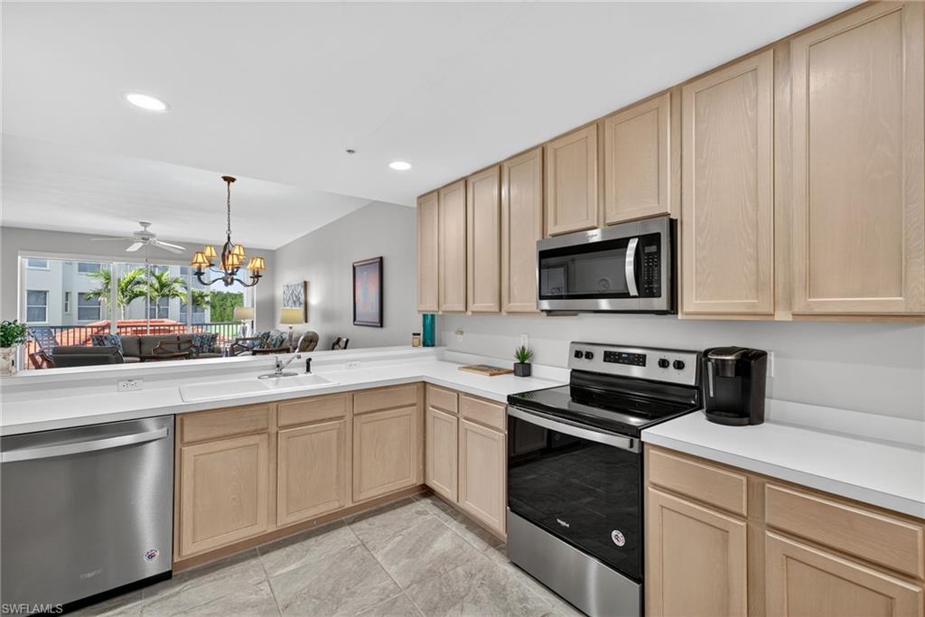 COMPASS POINT SOUTH - Residential