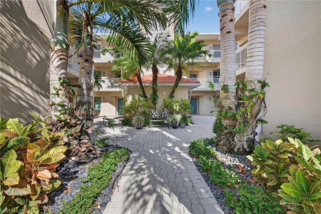 COMPASS POINT SOUTH - Residential