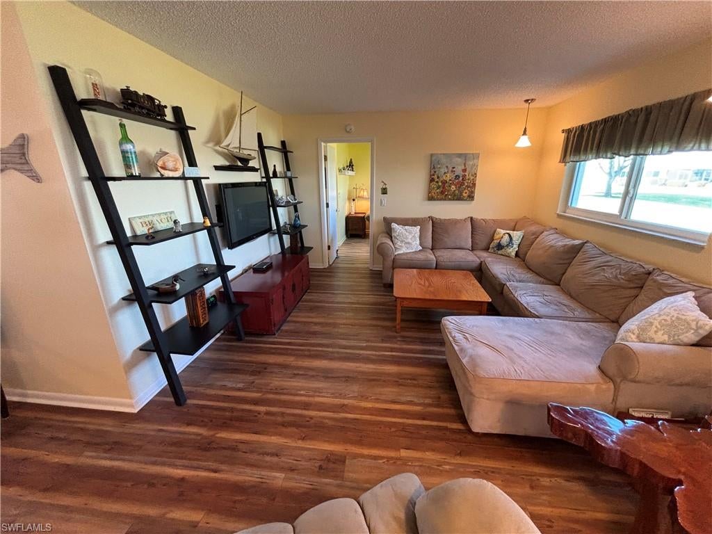 MYERLEE PARK HOMES CONDO - Residential