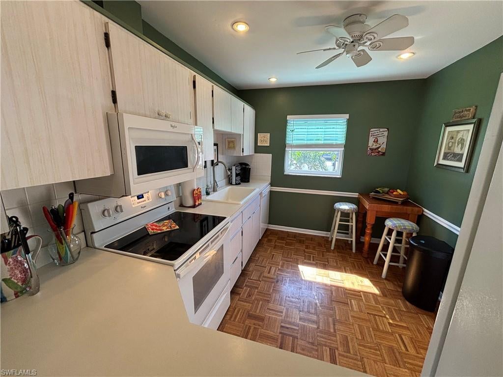MYERLEE PARK HOMES CONDO - Residential