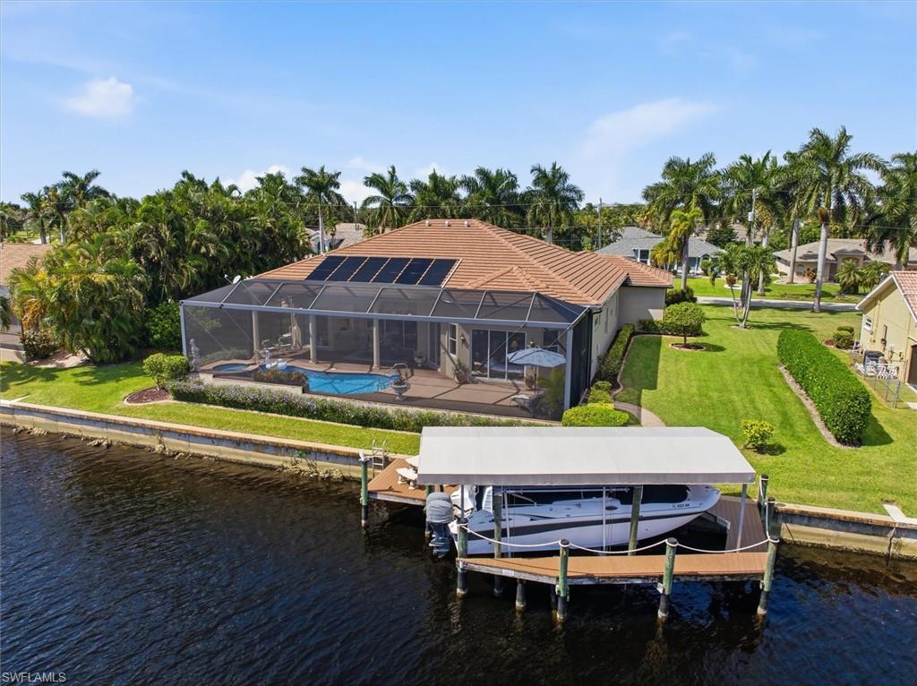 FOUR MILE COVE - Residential