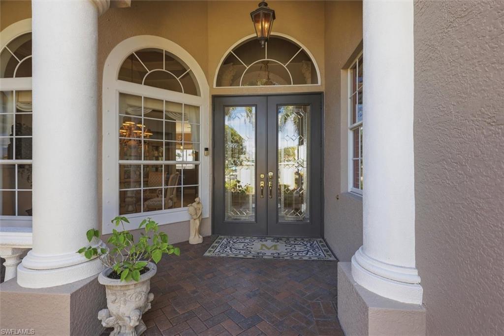 FOUR MILE COVE - Residential
