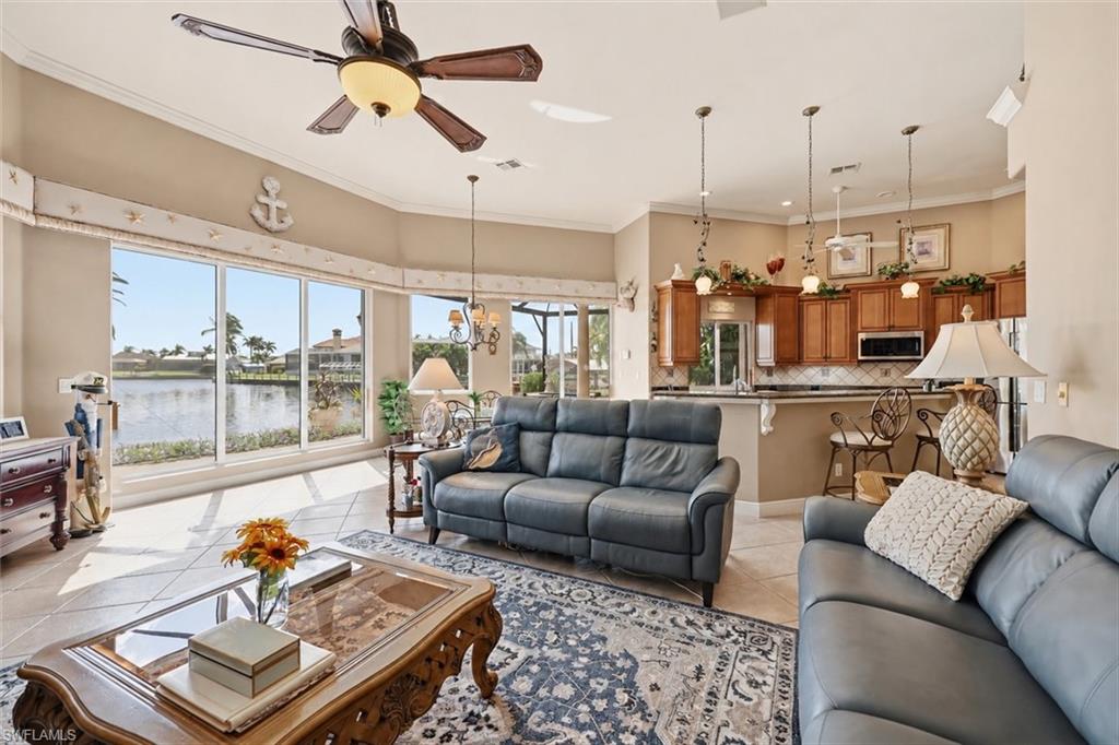 FOUR MILE COVE - Residential
