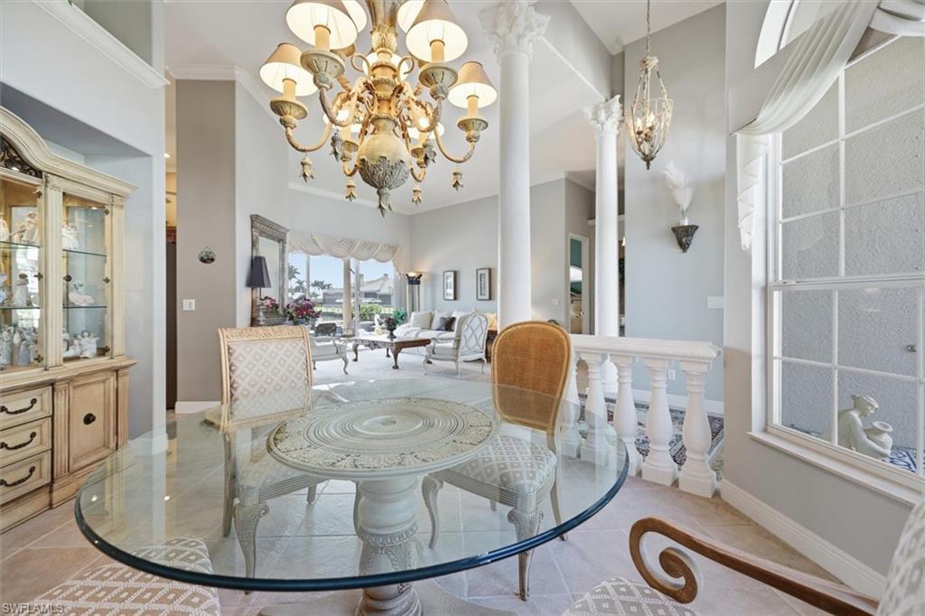 FOUR MILE COVE - Residential