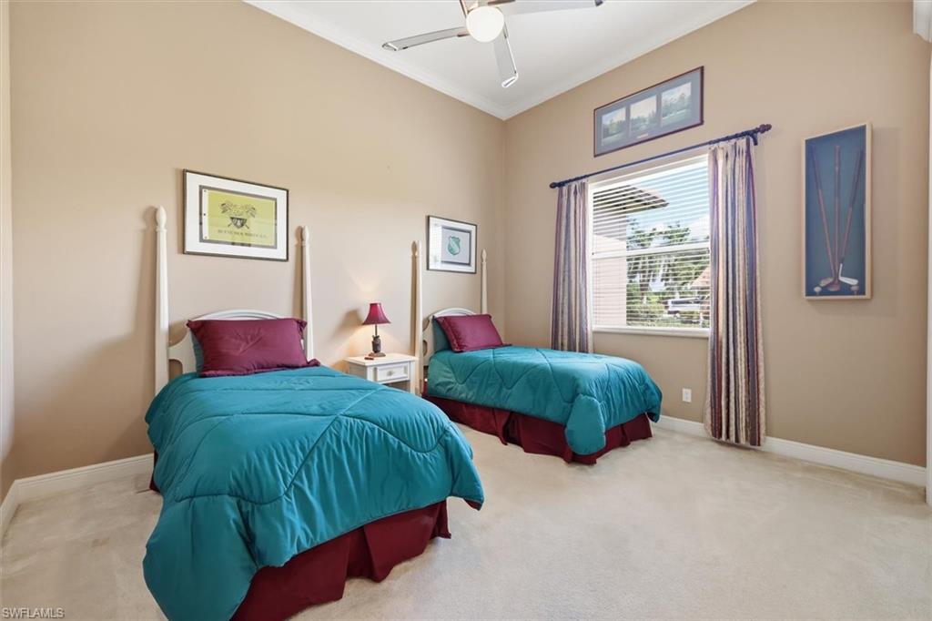 FOUR MILE COVE - Residential