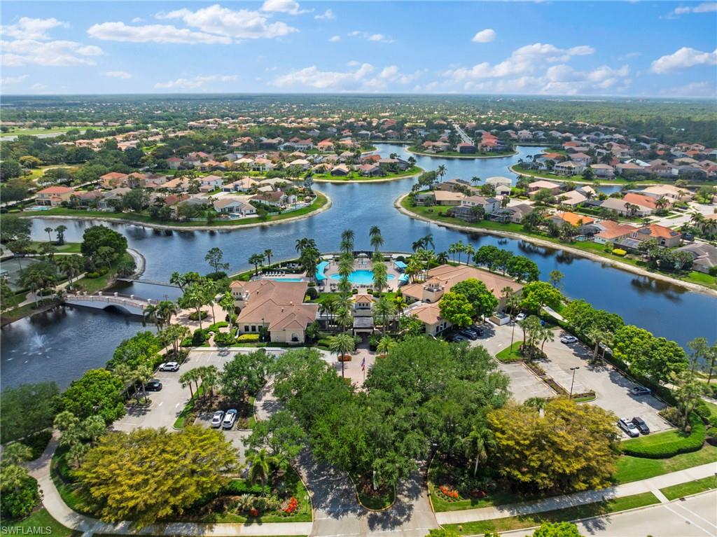 SATURNIA LAKES - Residential
