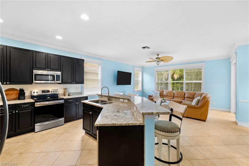 SATURNIA LAKES - Residential