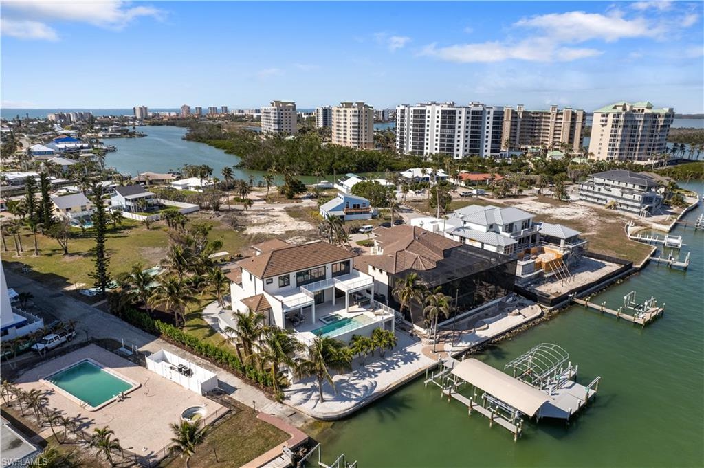 LAGUNA SHORES - Residential