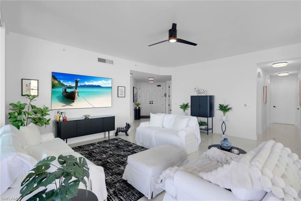 PIER 81 CONDOMINIUM - Residential