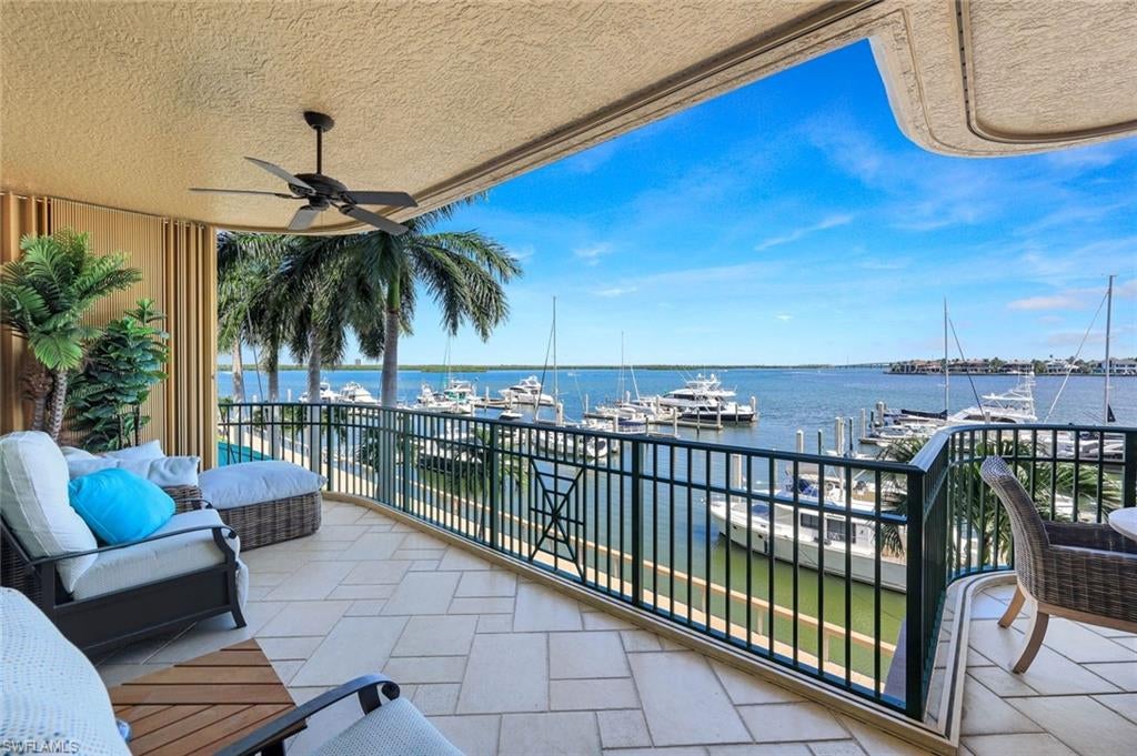 PIER 81 CONDOMINIUM - Residential