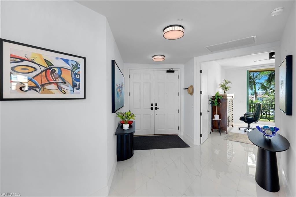 PIER 81 CONDOMINIUM - Residential