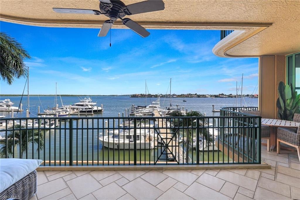 PIER 81 CONDOMINIUM - Residential