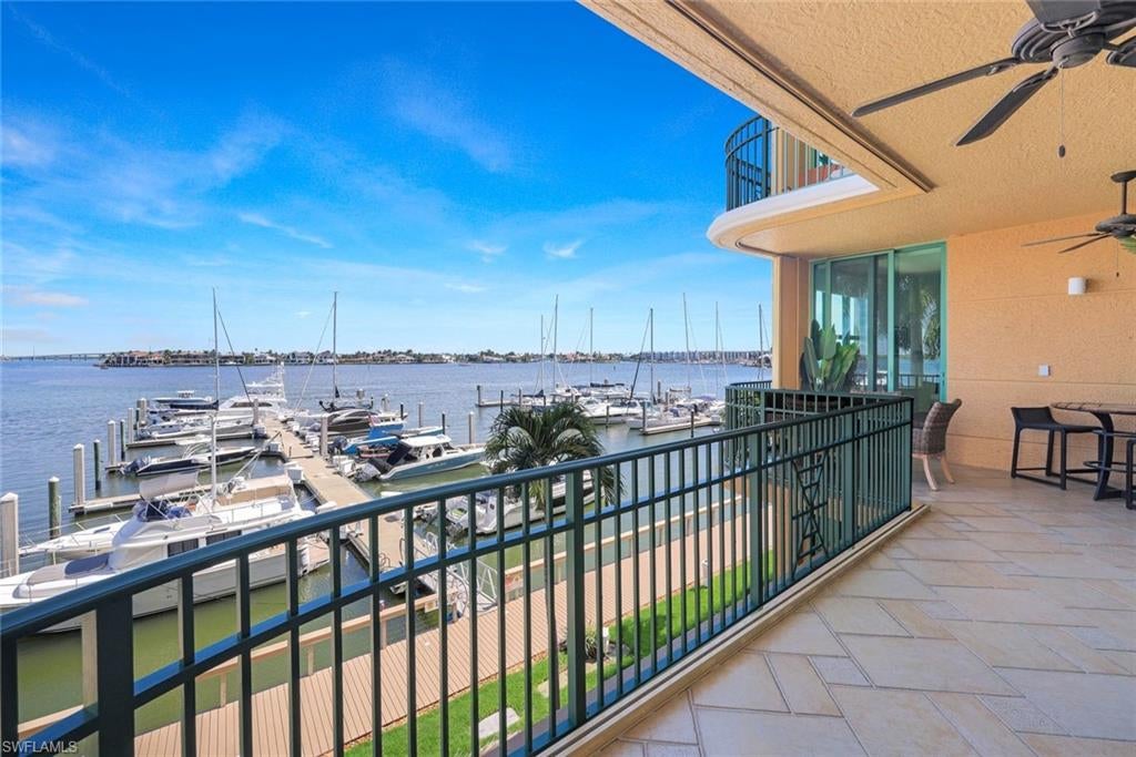 PIER 81 CONDOMINIUM - Residential