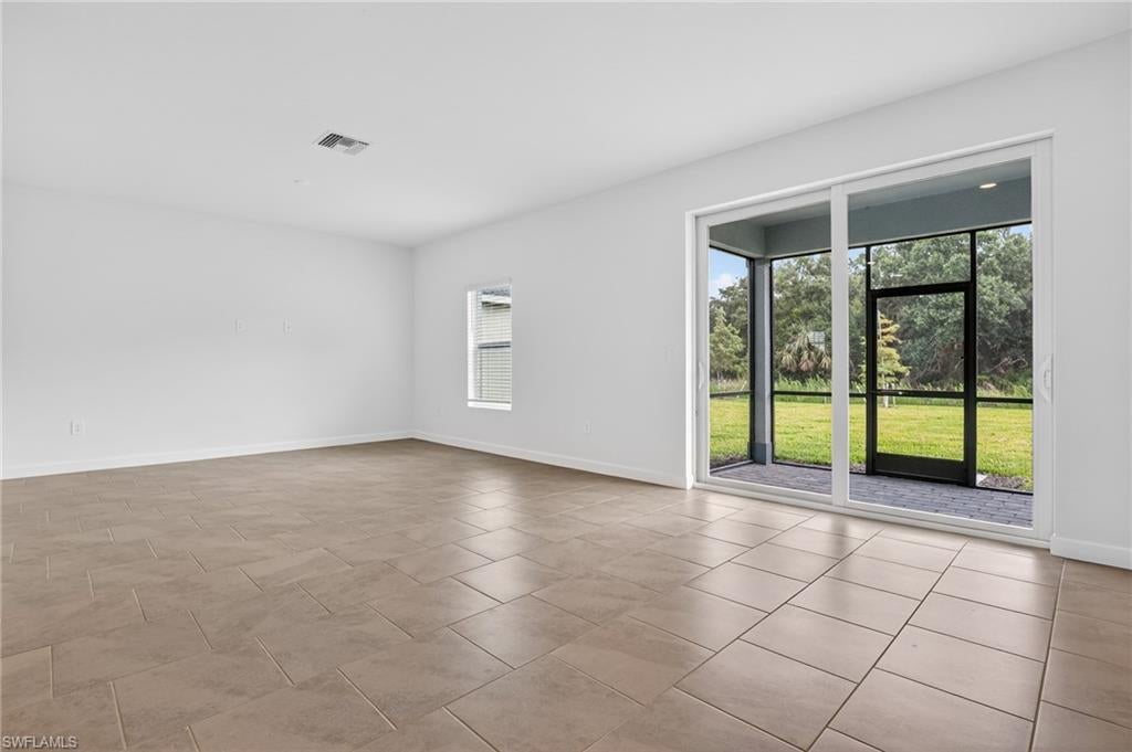 SABAL GLEN AT MIDTOWN - Residential