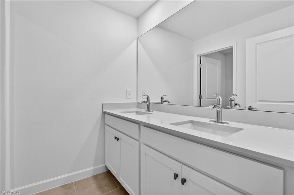SABAL GLEN AT MIDTOWN - Residential