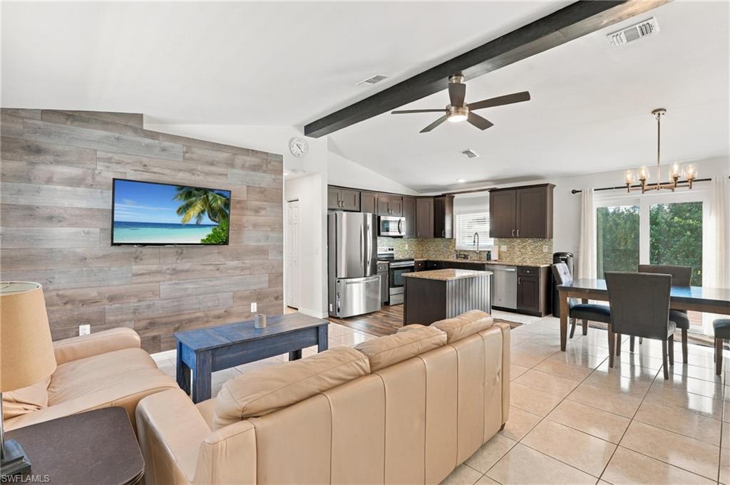 SAN CARLOS PARK - Residential