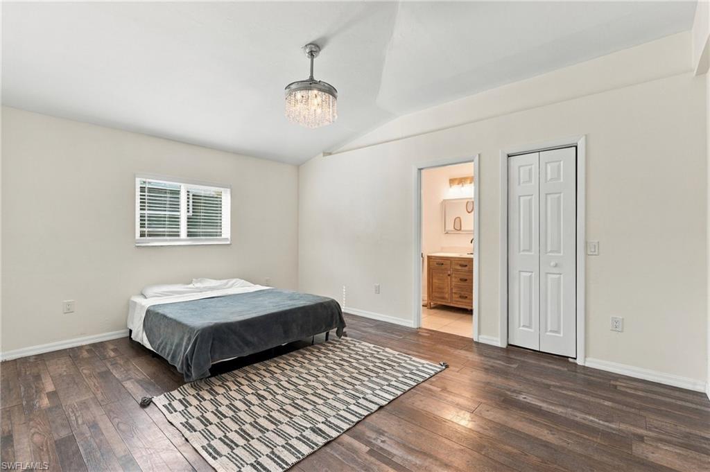 SAN CARLOS PARK - Residential
