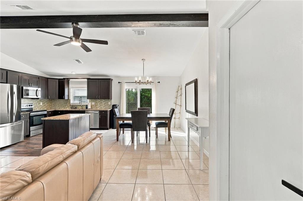 SAN CARLOS PARK - Residential