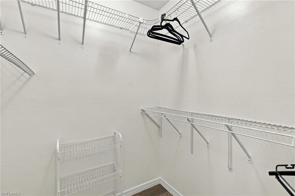 SAN CARLOS PARK - Residential