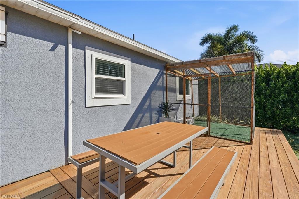 SAN CARLOS PARK - Residential