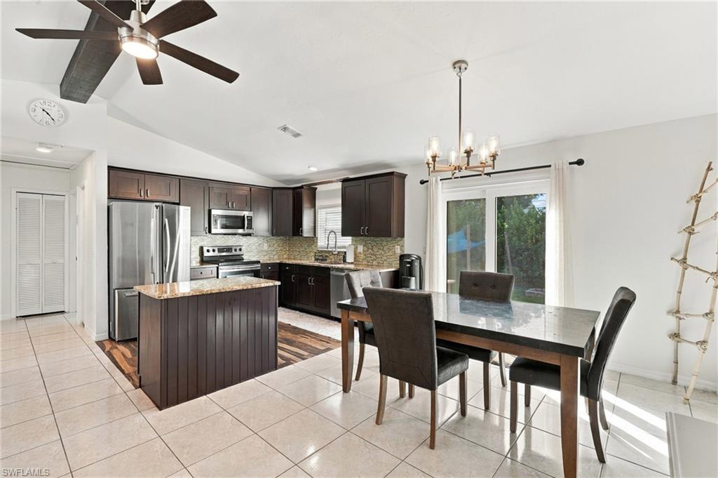 SAN CARLOS PARK - Residential
